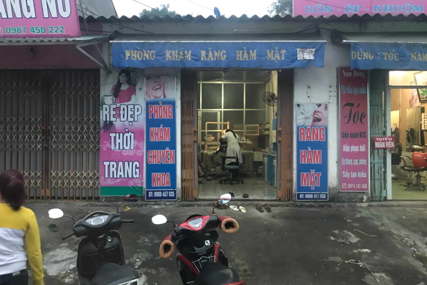 dentista sin higiene en la ruta de vietnam